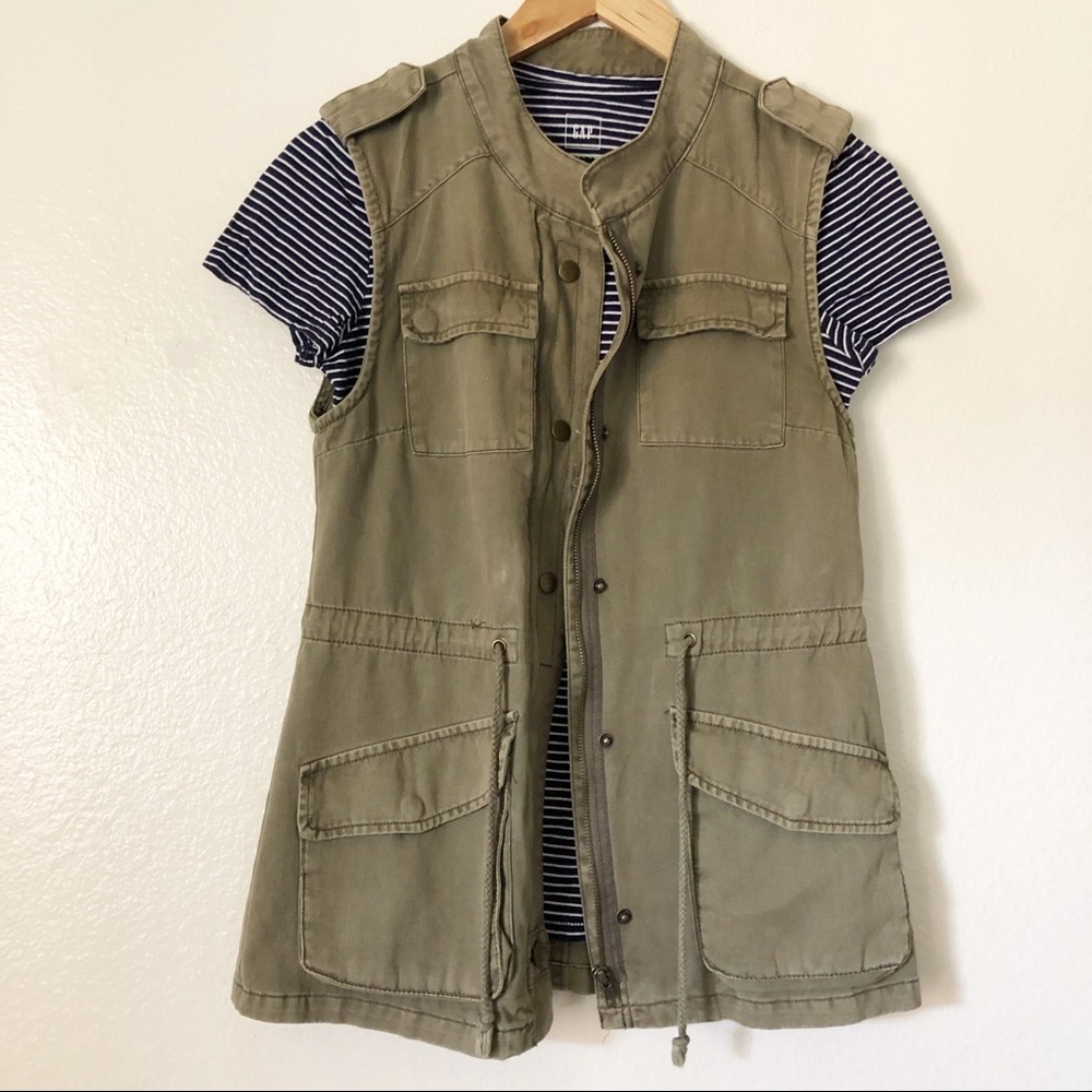 🌵Army Green Vest🌵